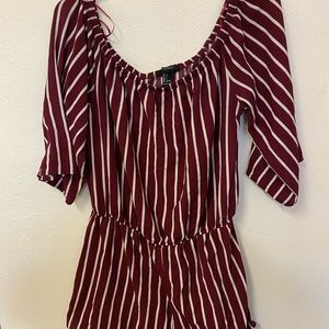Forever21 | Burgundy and White Off the Shoulder Romper | Size L